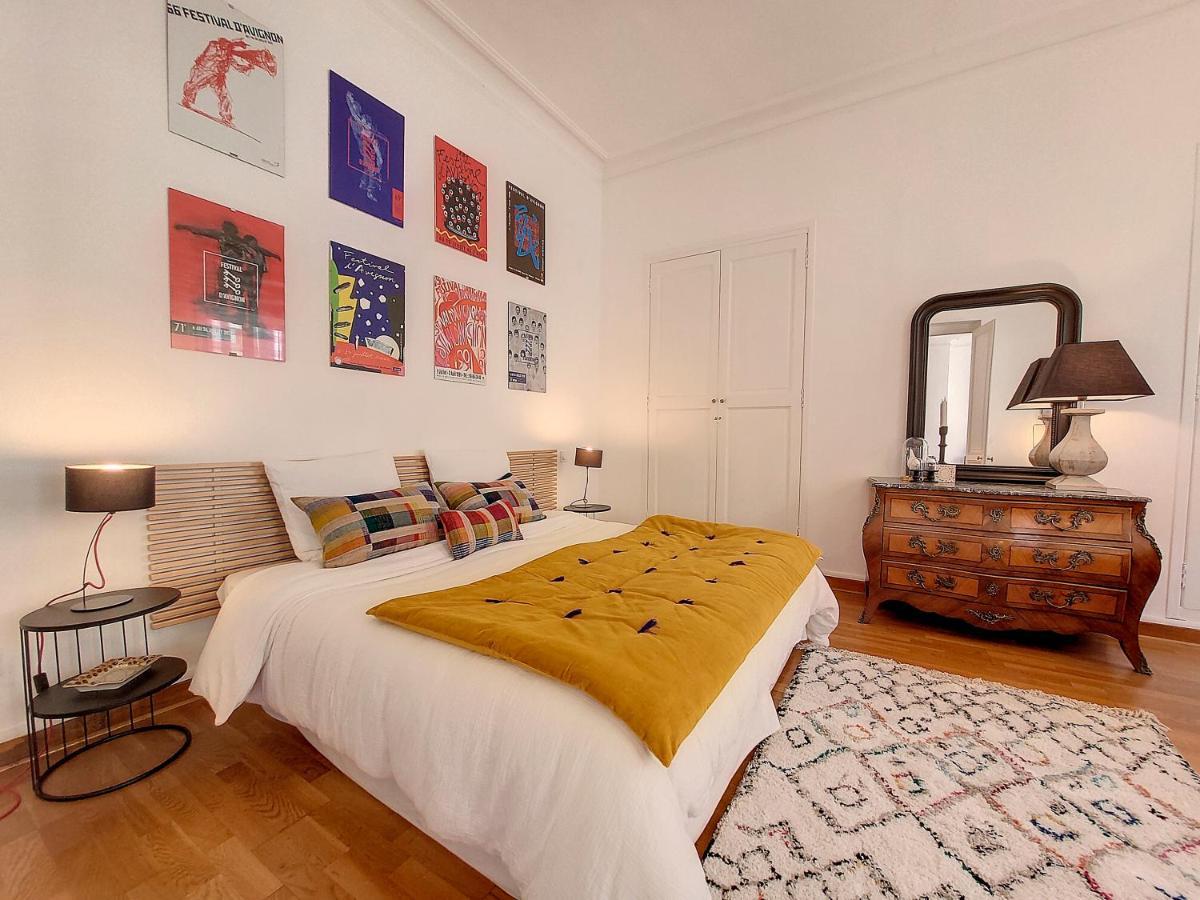 Escale Citadine Au Centre D'Avignon, Climatisation, Appartement De Charme, Spacieux Et Lumineux Exterior photo